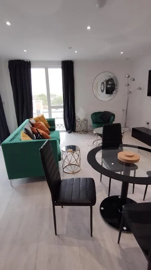 Bexleyheath, Regal Walk Apartment Bexleyheath